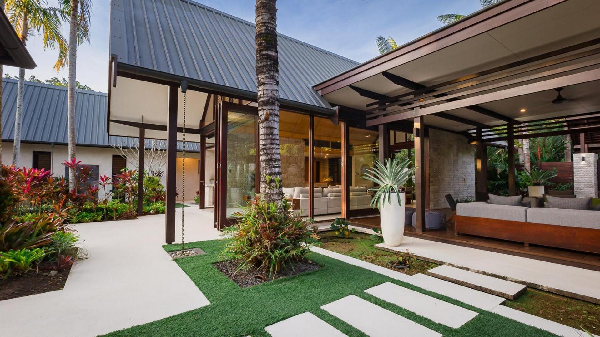 Niramaya Villas And Spa Port Douglas Bagian luar foto