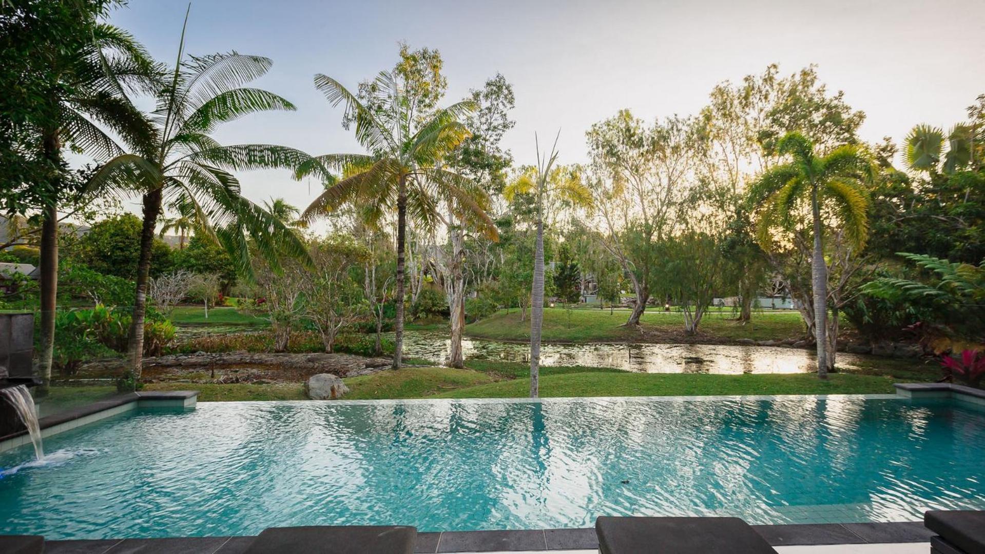 Niramaya Villas And Spa Port Douglas Bagian luar foto