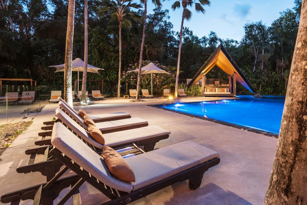 Niramaya Villas And Spa Port Douglas Bagian luar foto