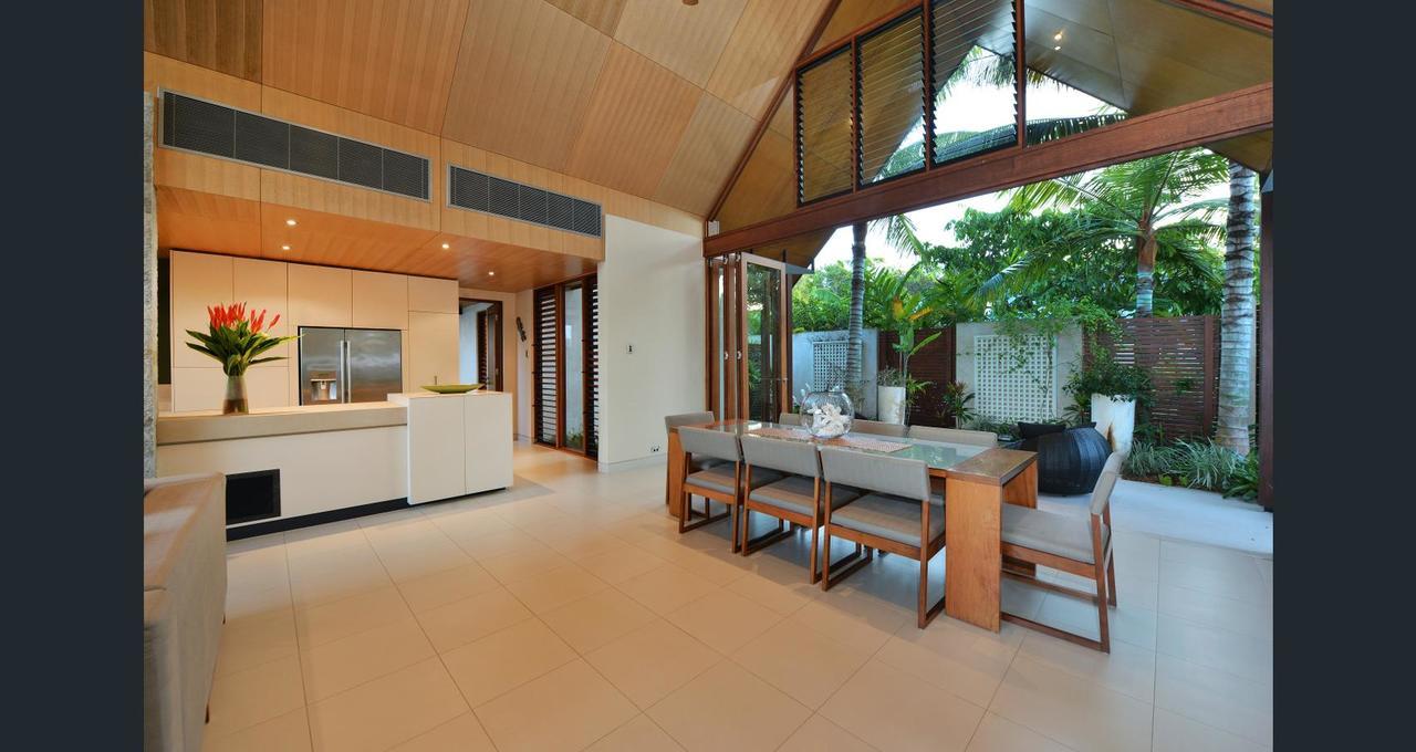 Niramaya Villas And Spa Port Douglas Bagian luar foto